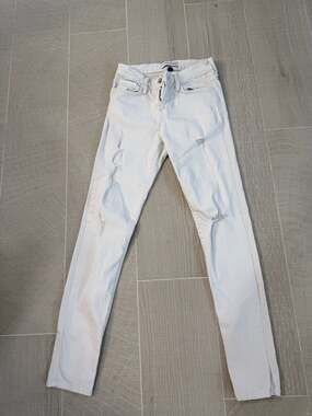 Flying Monkey White Distressed Skinny Jeans Size 26